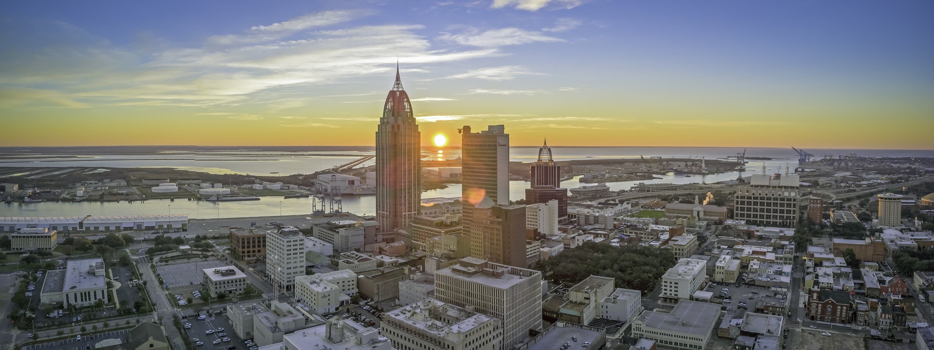 downtownmobilesunrise_hdrpano_300dpi-1